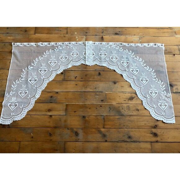 Vintage Other - Vintage leave country hearts white window curtains 66” x 35”